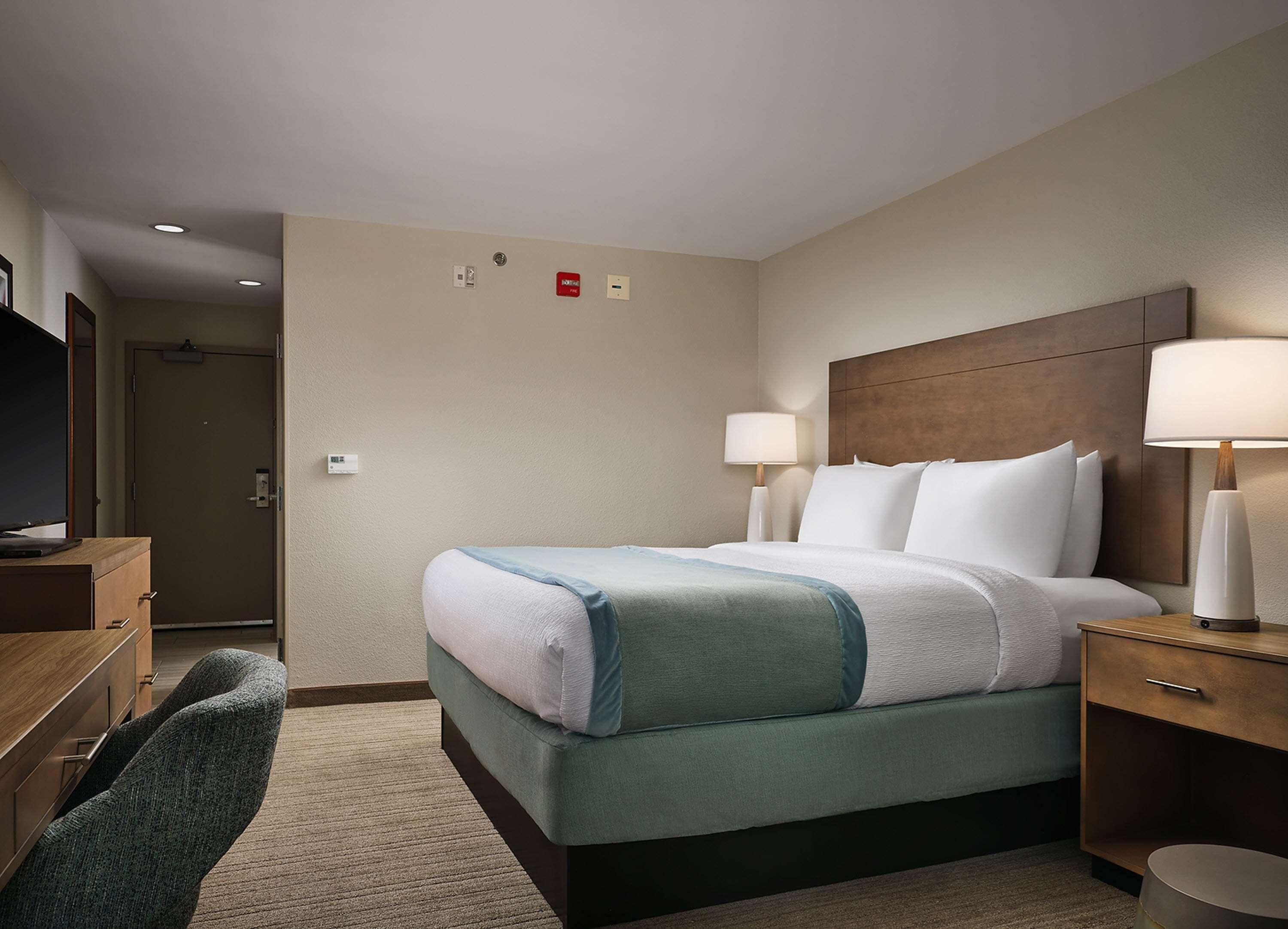 Best Western Plus Desoto Olive Branch Exterior photo